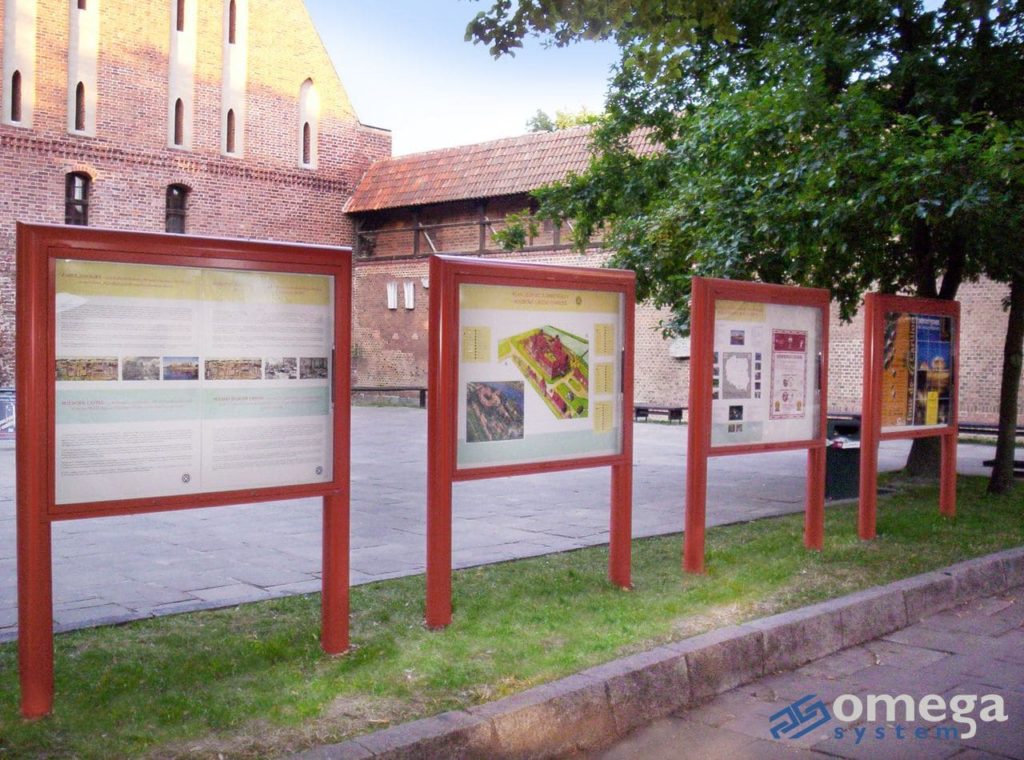 Czytelna i efektowna prezentacja treści? Sięgnij po gabloty ogłoszeniowe zewnętrzne
