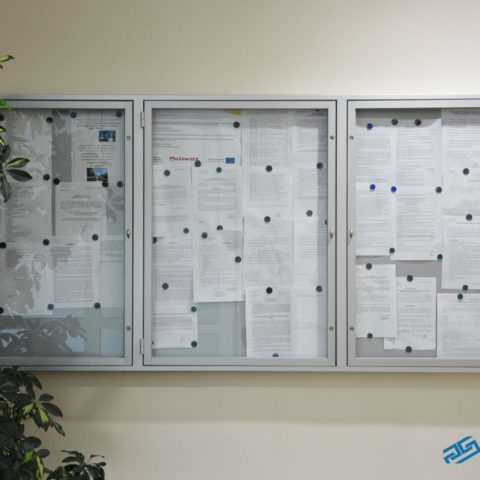 Gabloty ogłoszeniowe w przestrzeni użytkowej – rola, konsekwencje wyborów, perspektywy zastosowań